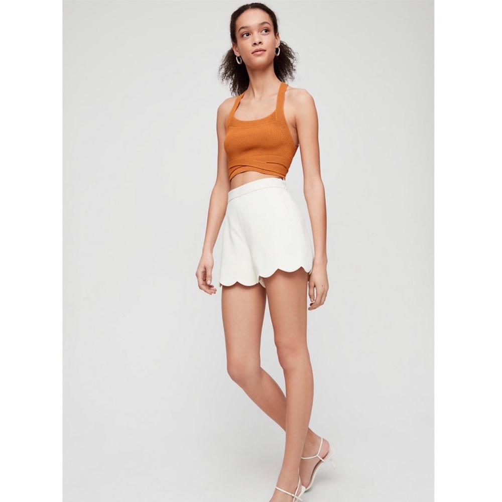 NWT Wilfred Abre Scallop Shorts- Size 6